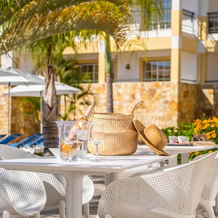 Lejlighedshotel Turisticos Novochoro