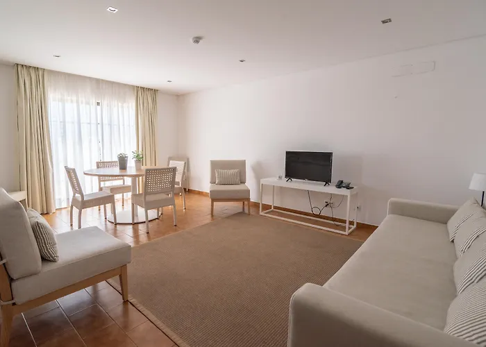 Turisticos Novochoro