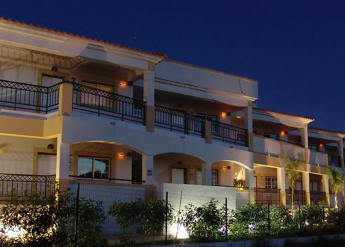 Turisticos Novochoro Aparthotel 3*