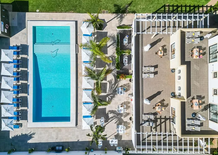 Turisticos Novochoro Aparthotel 3*